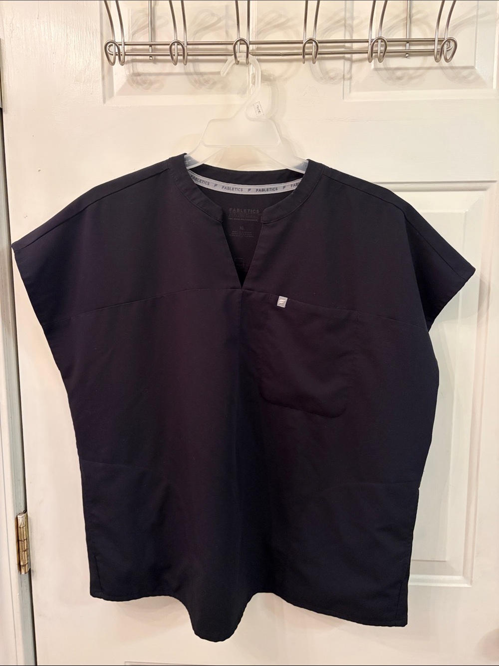 Fabletics Black Women's V-Notch Tunic Top